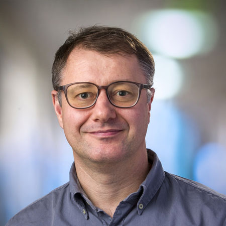 Evan Newell headshot